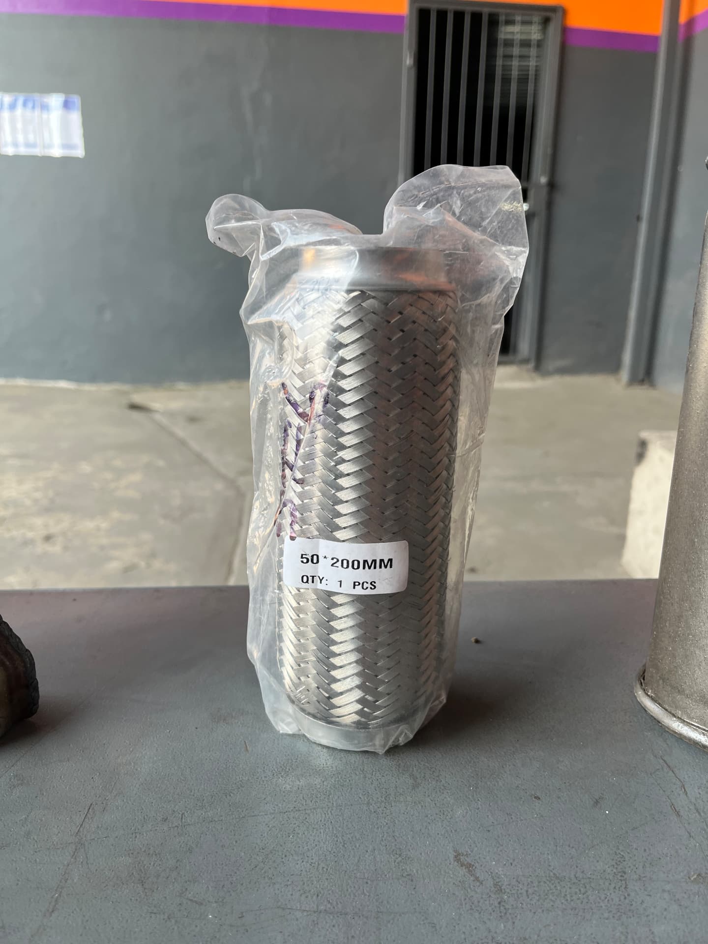 Braided Flexi Pipe 50 × 200mm
